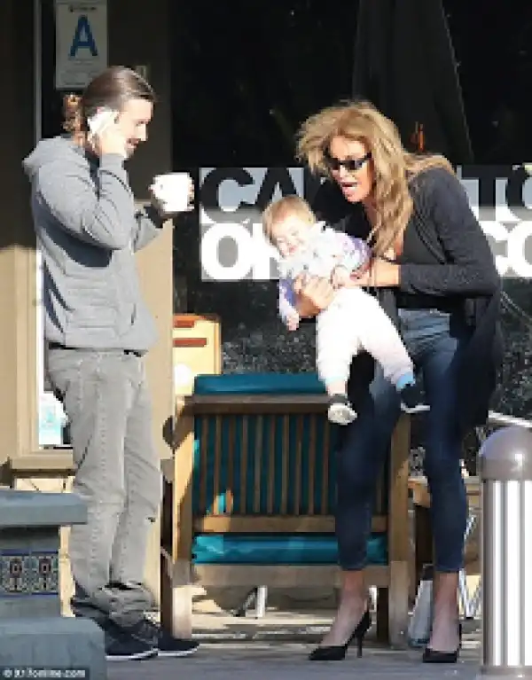 Photos: Caitlyn Jenner plays with granddaughter Eva in Malibu